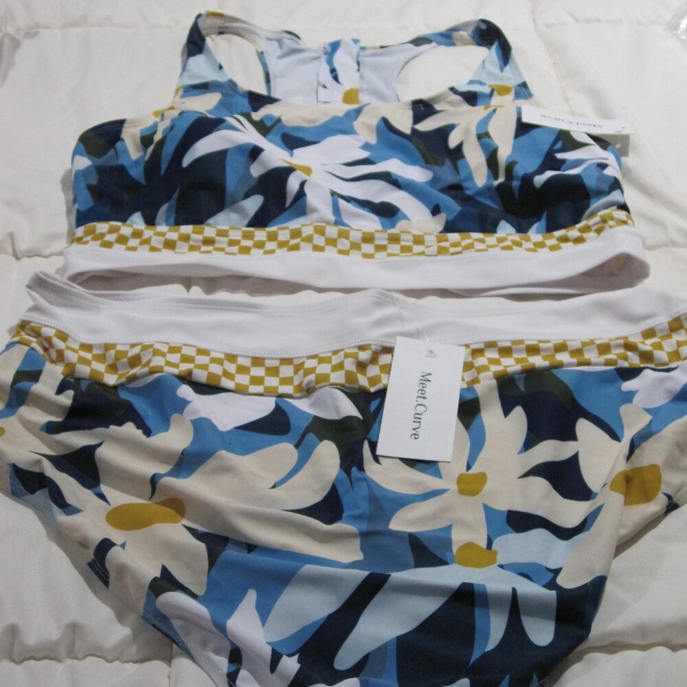 Meet Curve 2 Piece Swim floral